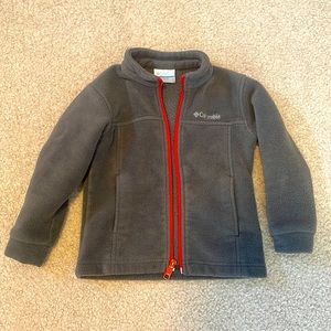 Columbia fleece size 4t. Excellent used condition.